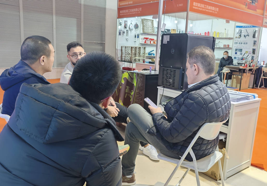 Cooluma trade shows and customer communication