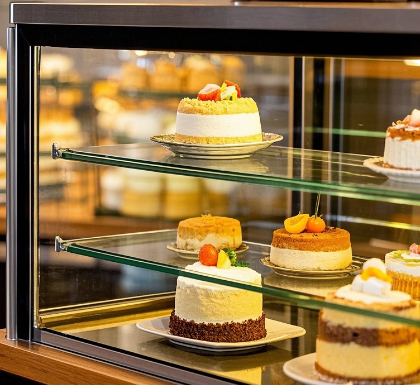Stainless steel frame cake cabinet