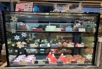 cake display showcase